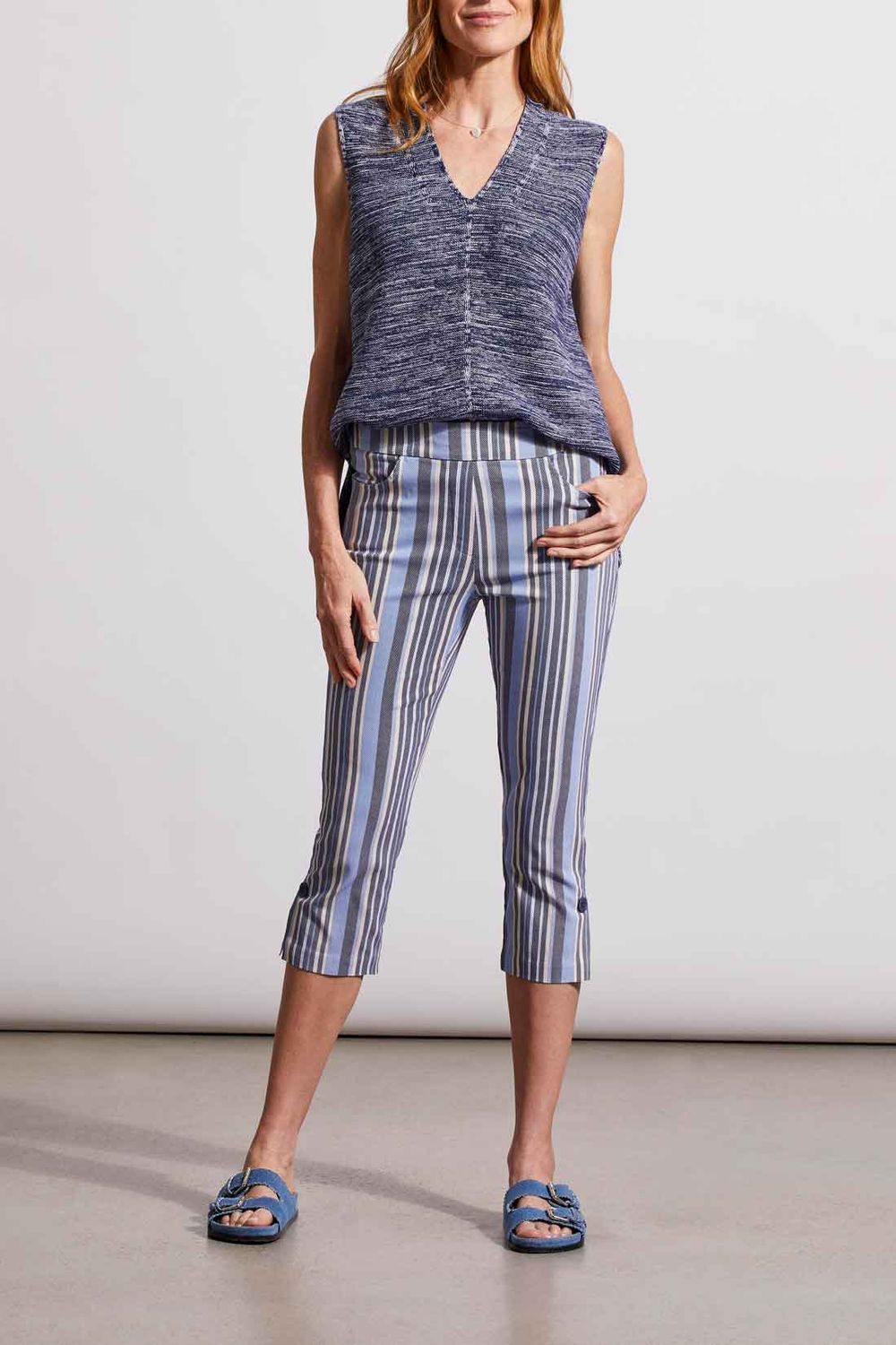 Pull On Capri With Hem Vent &amp; Button 1735O/3892, Color: Blue Stripe, Size: 4