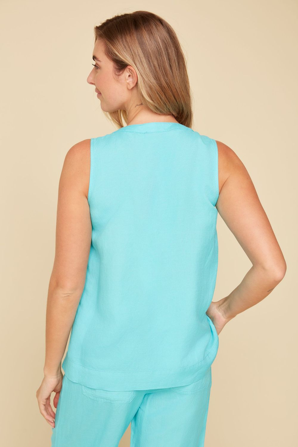 Woven Blouse R5161 E2151, Color: White, Size: XS