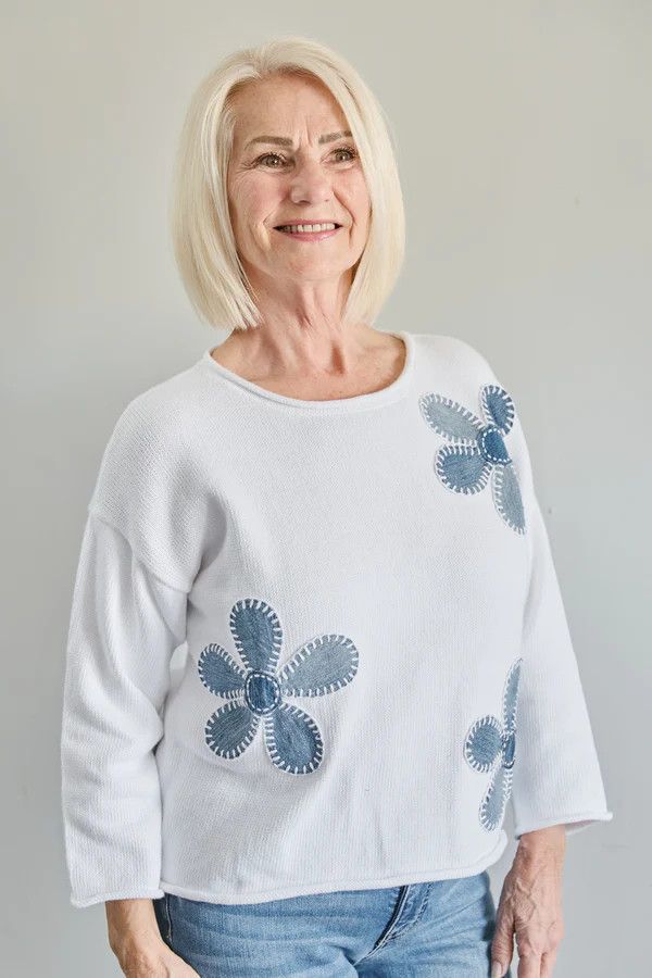 Floral Pullover 5338, Color: White, Size: S