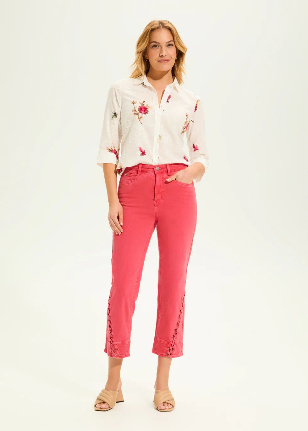 Suzanne Straight Crop 6995511, Color: Red, Size: 4