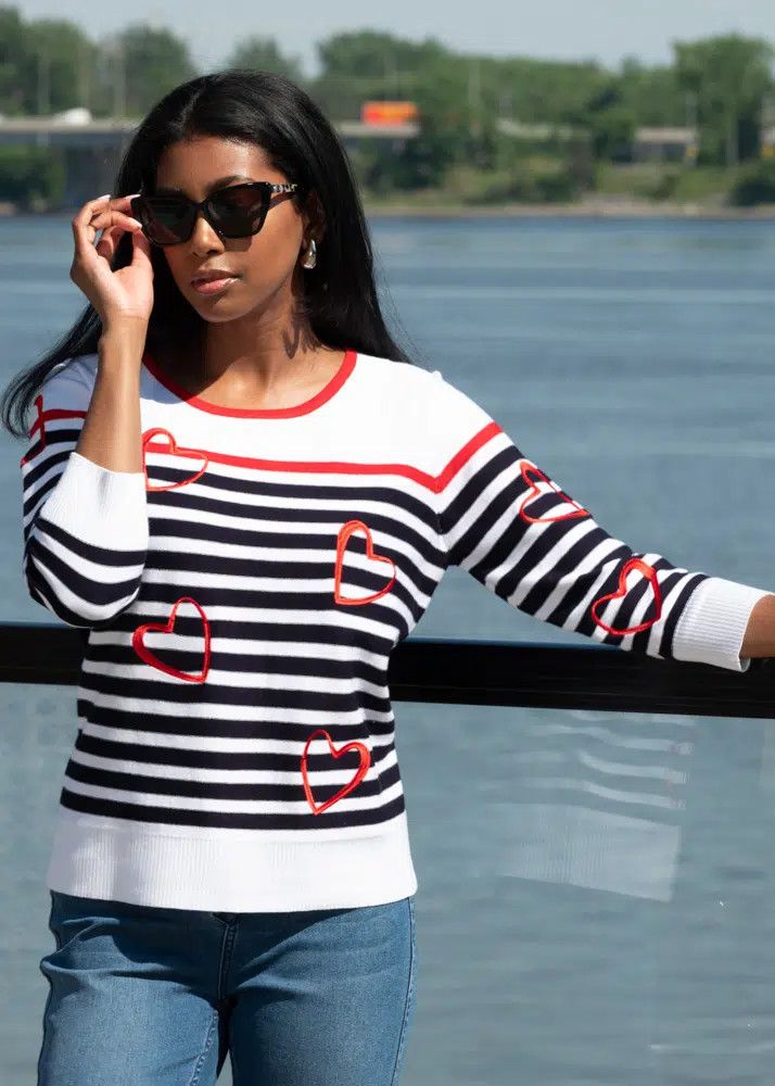 Hearts Sweater A45381, Size: XS