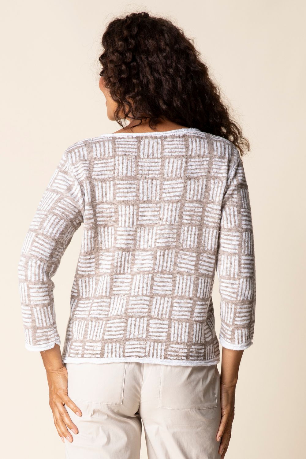 Drift Pullover H82320, Color: White, Size: XS