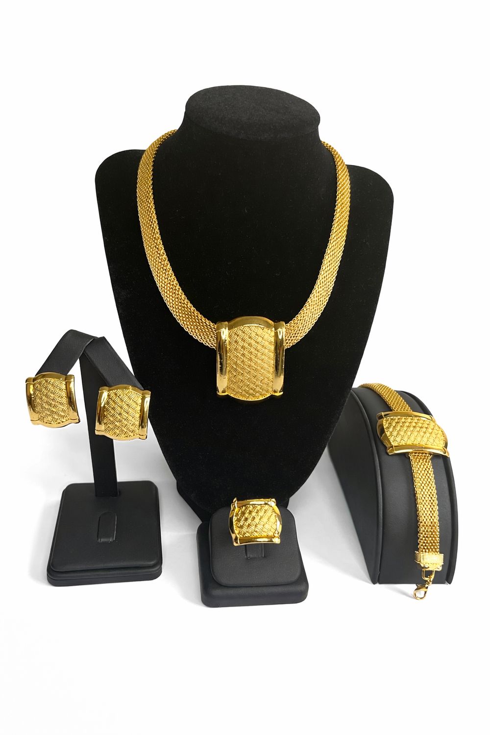 24K Dubai Gold Plated Jewelry Elegant Vintage Style Lady Bridal Necklace Bracelet Earrings Ring Four Piece Set Waterproof Non Tarnish