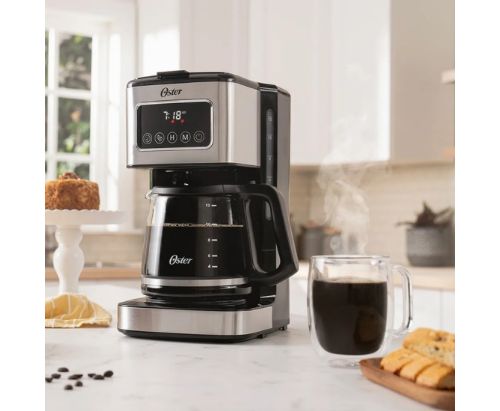 Cafetera Oster® programable de 8 tazas con pantalla táctil