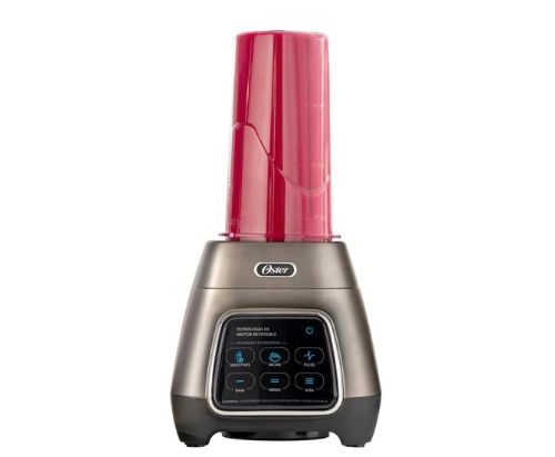 Licuadora Oster® programas aut. / Tecnología reversible y pantalla táctil / vaso BLend-N-Go BLSTPYG1312XBG