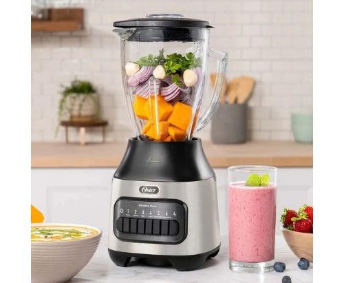 Licuadora Oster® - vaso de vidrio y 6 velocidades + pulso BLSTPEG-NPB