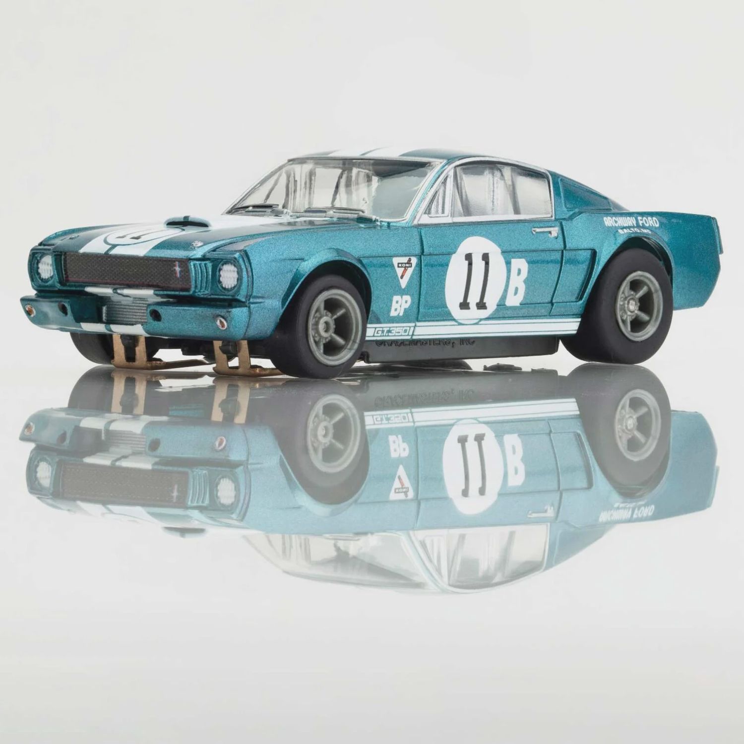 AFX HO 1965 Shelby GT350R Donohue Mega G+ Slot Car, White &amp; Blue (AFX22071)