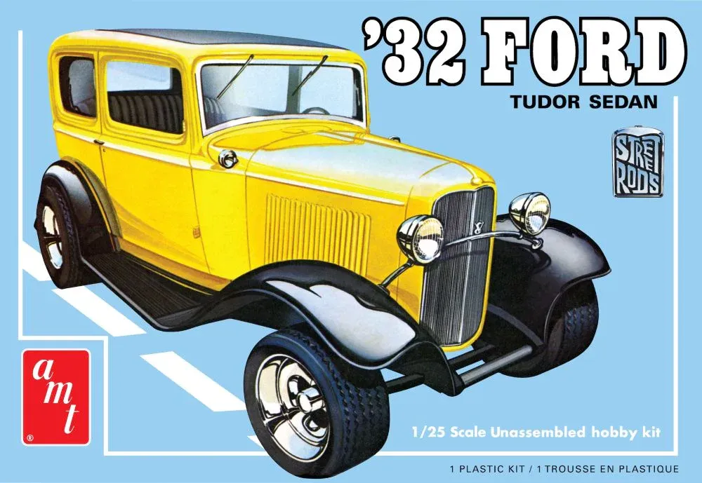 AMT 1/25 1932 Ford Tudor Sedan Street Rod (AMT1414)