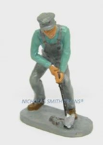 Aristo Craft TRACK WORKER W/ PICK (ART60068)