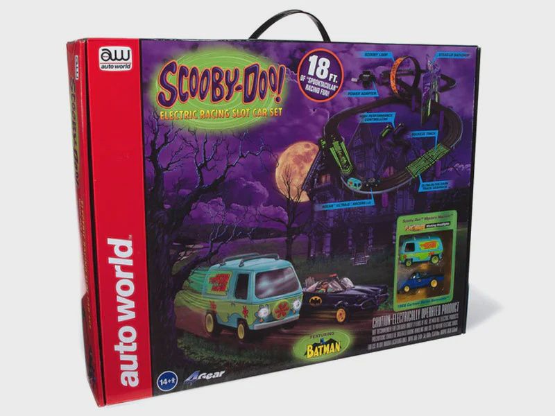 Auto World HO Scooby Doo Meets Batman &amp; Robin Slot Car 18' Racing Set (AWD33803)