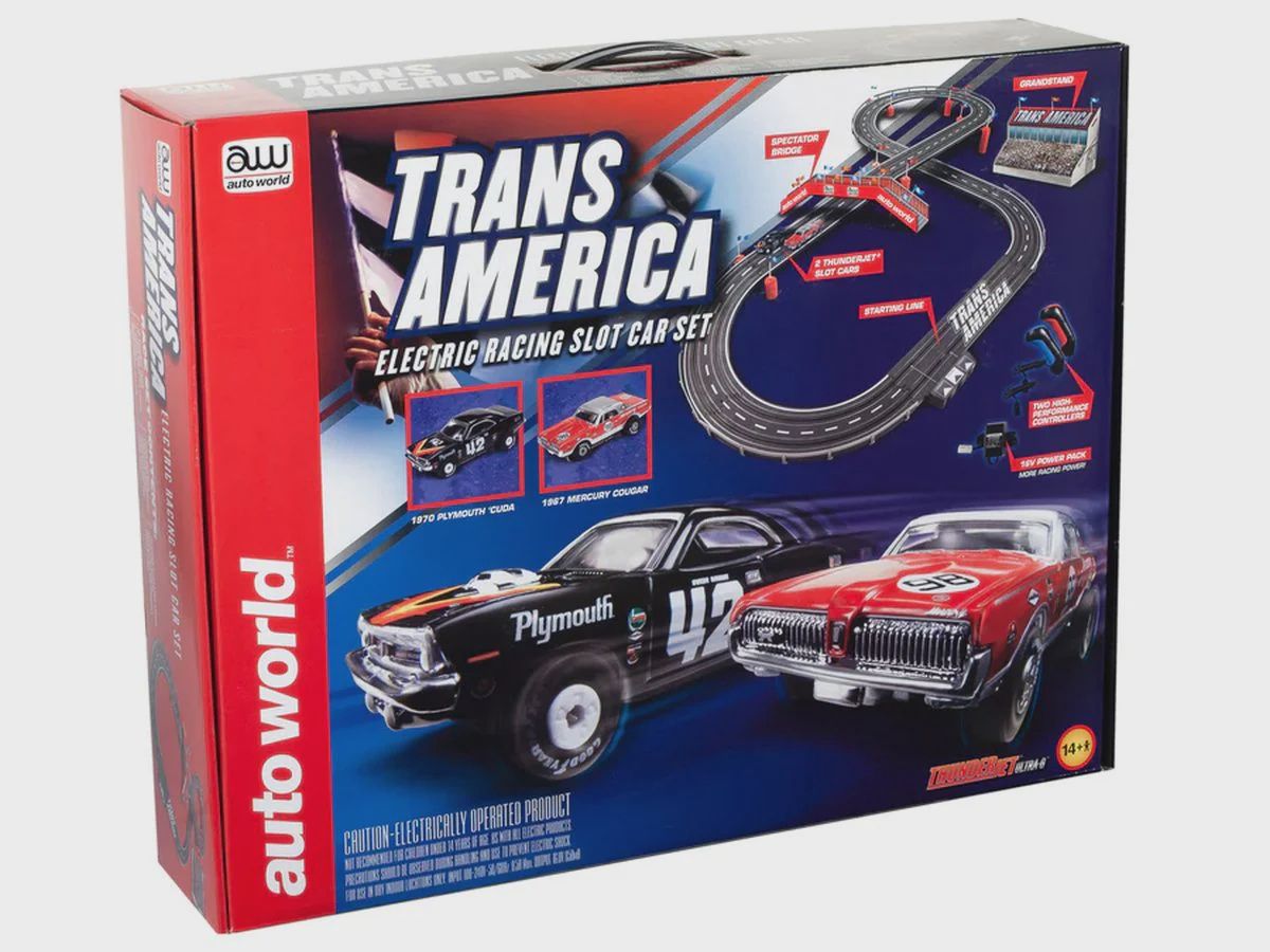 Auto World Trans America 10' HO Slot Car Set (AWDSRS326)