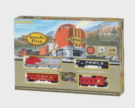 Bachmann Santa Fe Flyer Train Set (HO Scale) (BAC00647)