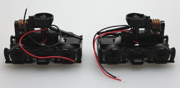 Bachmann Truck w/ New Frame - Black, Pair (HO GP40) (H63526-B-NEW)