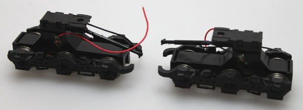 Bachmann Truck-Black w/Drive shafts /pair (HO SD40-2) (6090X-00G01-PR-B)