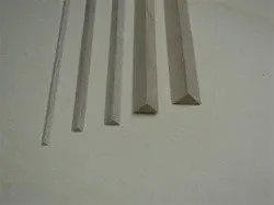 Balsa 1/4 x 1/4 x 36 Triangle (B105)