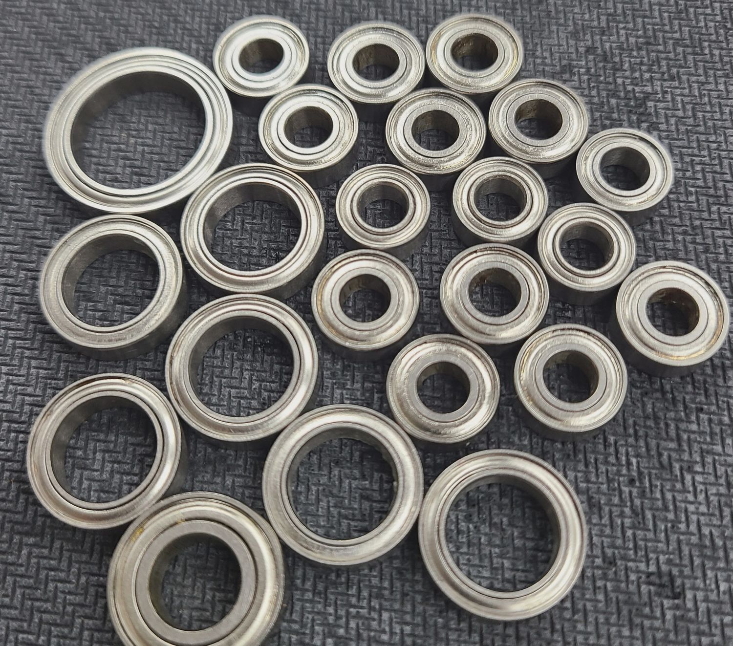 Hamilton Hobbies Axial Wraith RTR Sealed Bearing Kit (HAM130492)