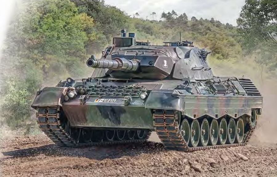 Italeri 1/35 Leopard 1A5 Medium Tank (ITA6481)