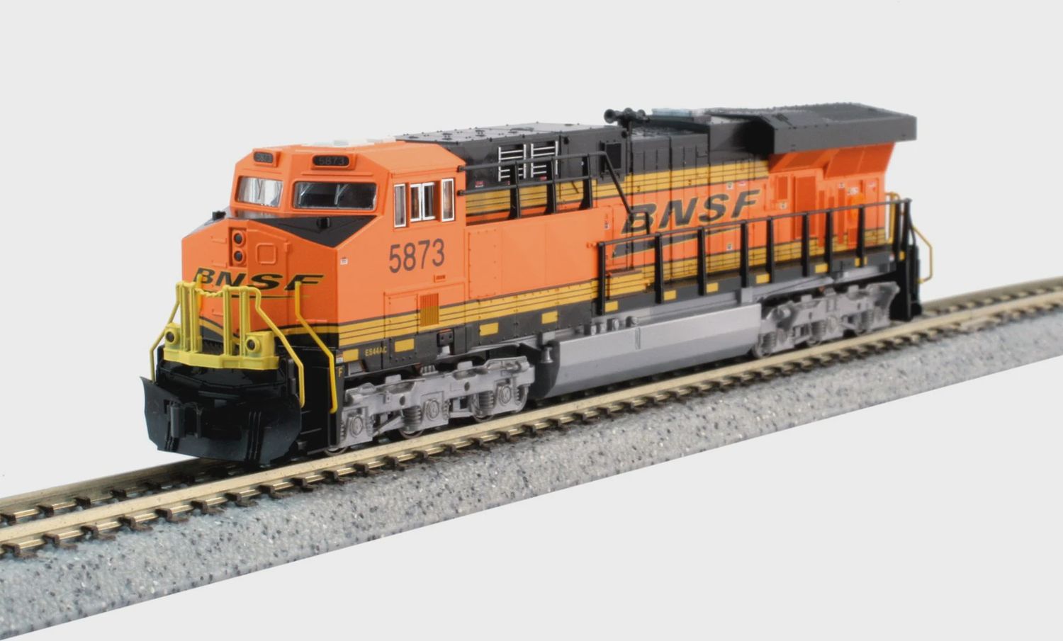Kato N BNSF GE ES44AC #5801 (KAT1768952)