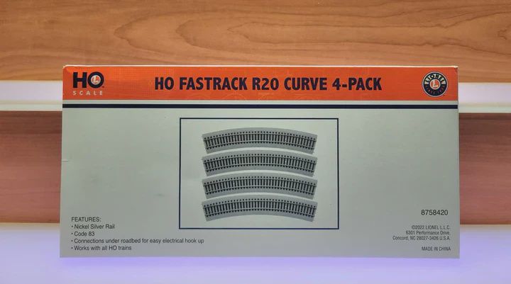 Lionel FasTrack Curved Track 20" Radius pkg 4 - HO Scale (LNL8758420)
