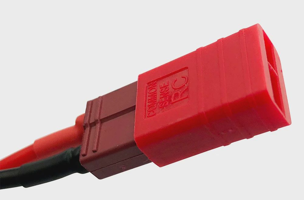 Male Deans to Traxxas Female Red Adapter (CSA-TXDM)