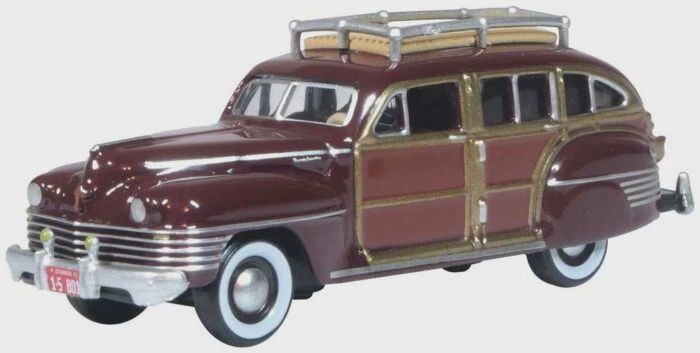 Oxford Diecast 1942 Chrysler Town and Country Station Wagon - Assembled -- Regal Maroon Woody (553-87CB42001)