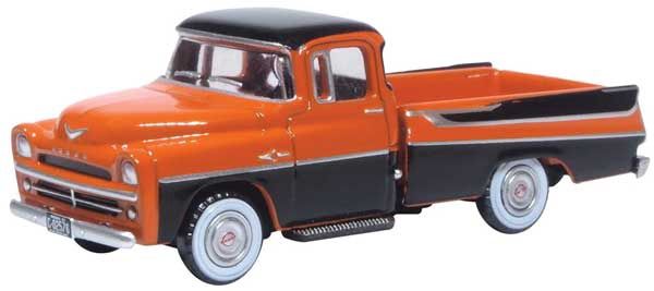 Oxford 1957 Dodge D100 Sweptside Pick Up Truck - Omaha Orange, Jewel Black (553-87DP57004)