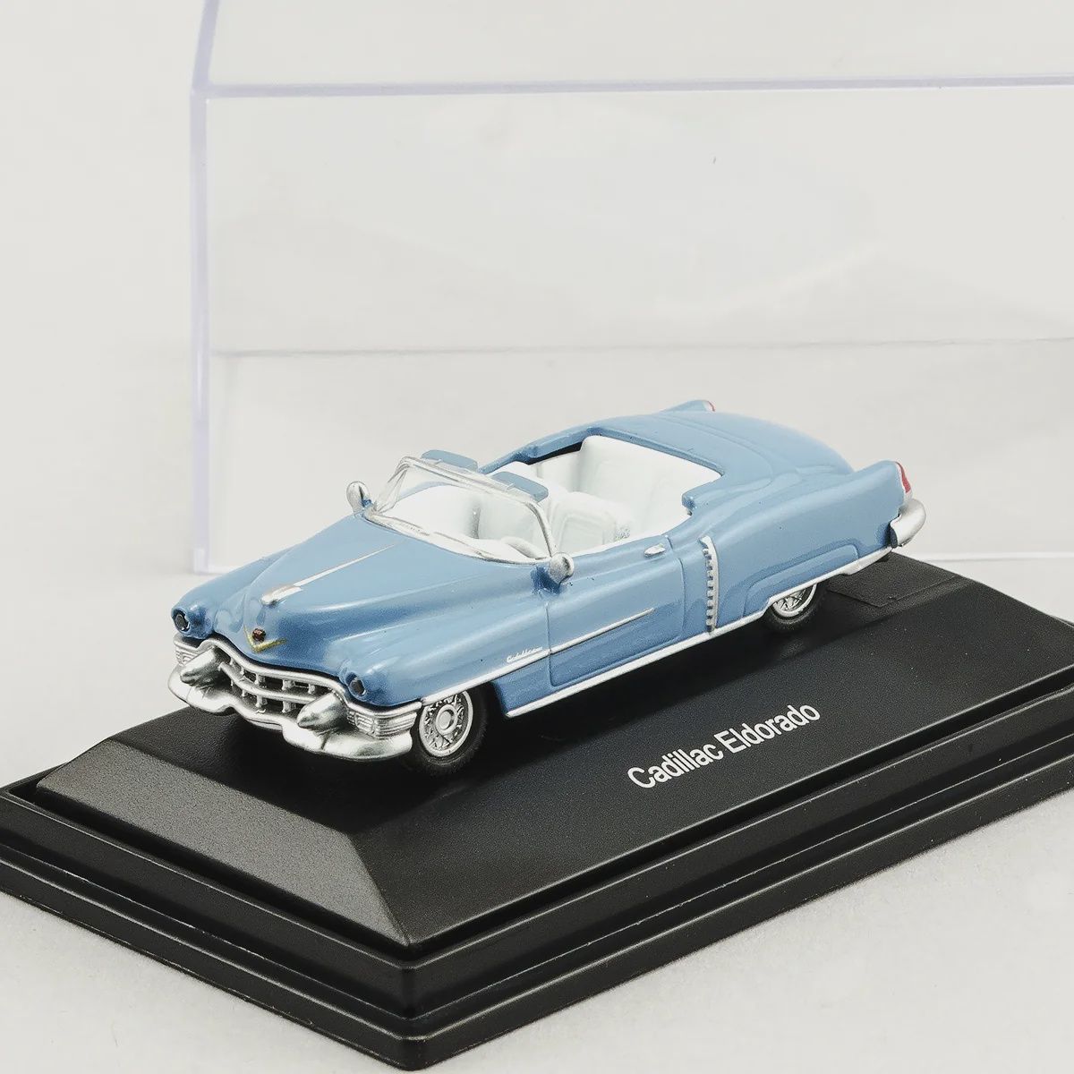 MRC 1953 Cadillac Eldorado Baby Blue w/White Interior (452617601)