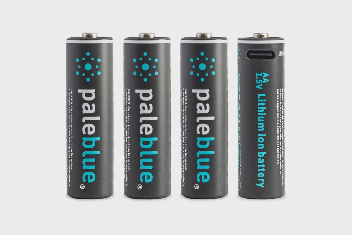 Pale Blue Lithium Ion Rechargeable AA Batteries 4pk (PBLPBAAC)