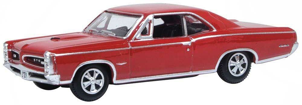 Oxford Diecast 1966 Pontiac GTO - Assembled -- Montero Red (553-87PG66002)