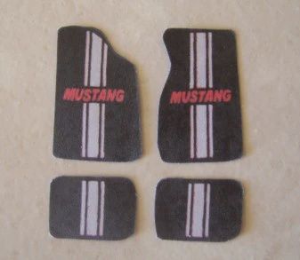 Plastic Dreams 1/25 Mustang w/Grey Stripe Car Mat Set (PTD102)