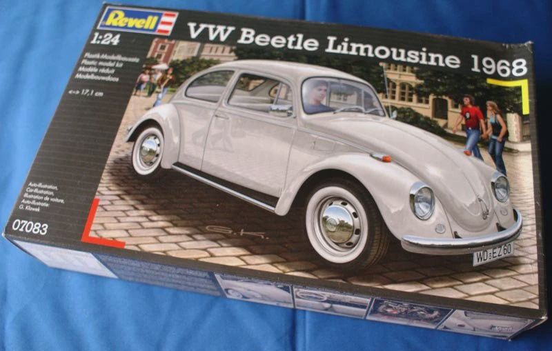 Revell 1/24 1968 VW Beetle Hardtop Car (RVL7083)