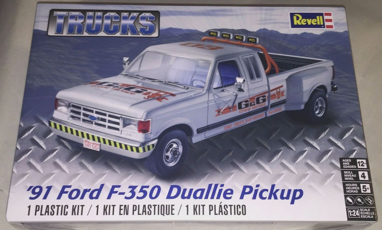 Revell 1/24 1991 Ford F-350 Dually Pickup (RMX854376)