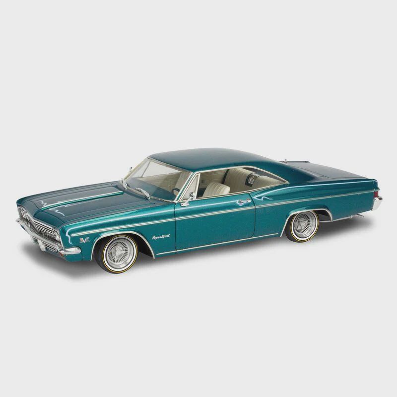 Revell 1/25 66 Chevy Impala SS 396 2-in-1 (RMX854497)