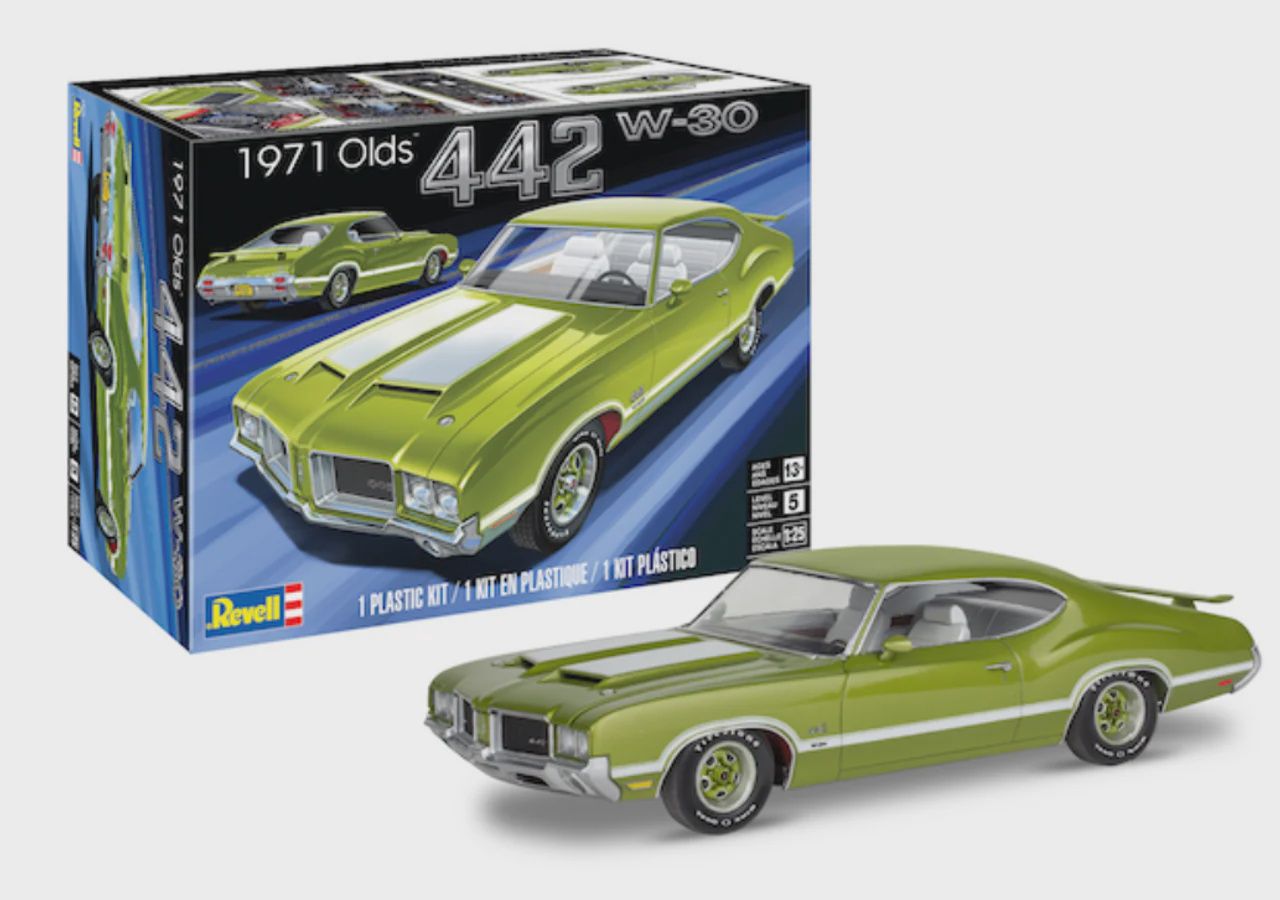 Revell 1971 Oldsmobile 442 W30 1/25 (RVL14511)