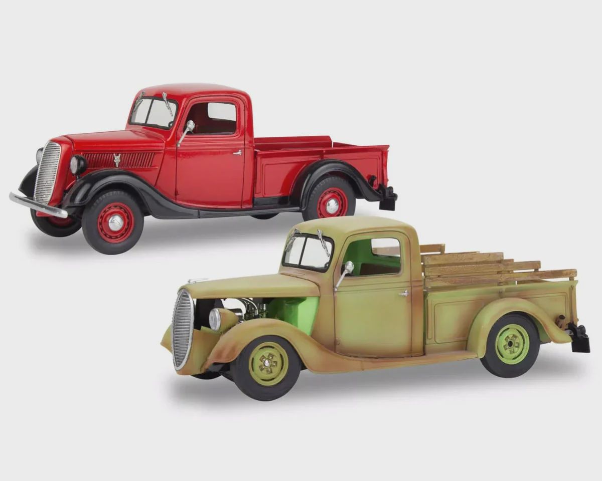 Revell 1/25 Scale 1937 Ford Pickup 2-in-1 Model Kit w/Surfboard (RMX85416)