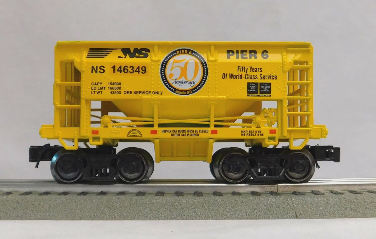 RMT O Ore Car NS (RMT96747)