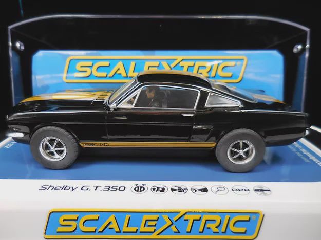 Scalextric Shelby GT350H Hertz (SSRC4542)