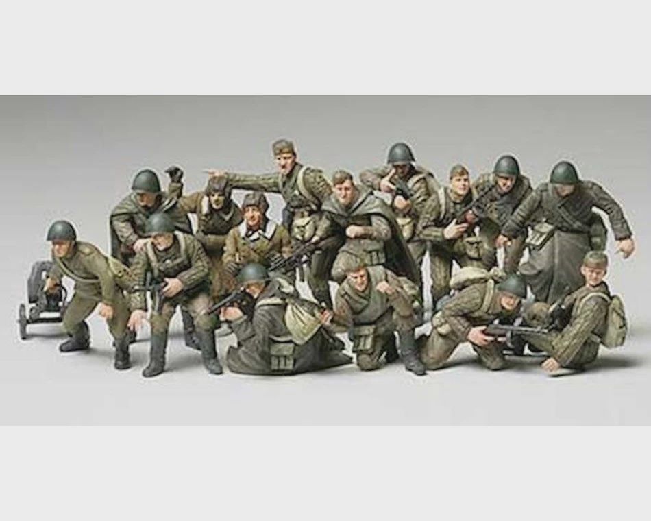 Tamiya 1/48 WWII Russian Infantry &amp; Tank (TAM32521)