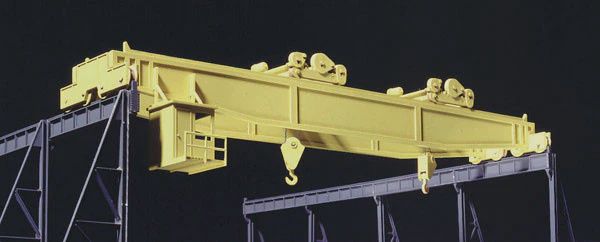 Walthers Heavy-Duty Overhead Crane (933-3150)
