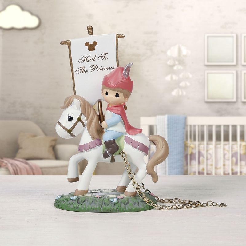 Disney Birthday Parade Hail To The Princess, Figurine