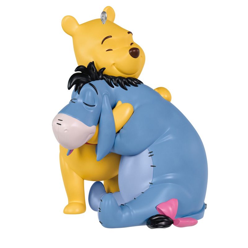 Hallmark Disney Winnie the Pooh Holiday Hugs Ornament