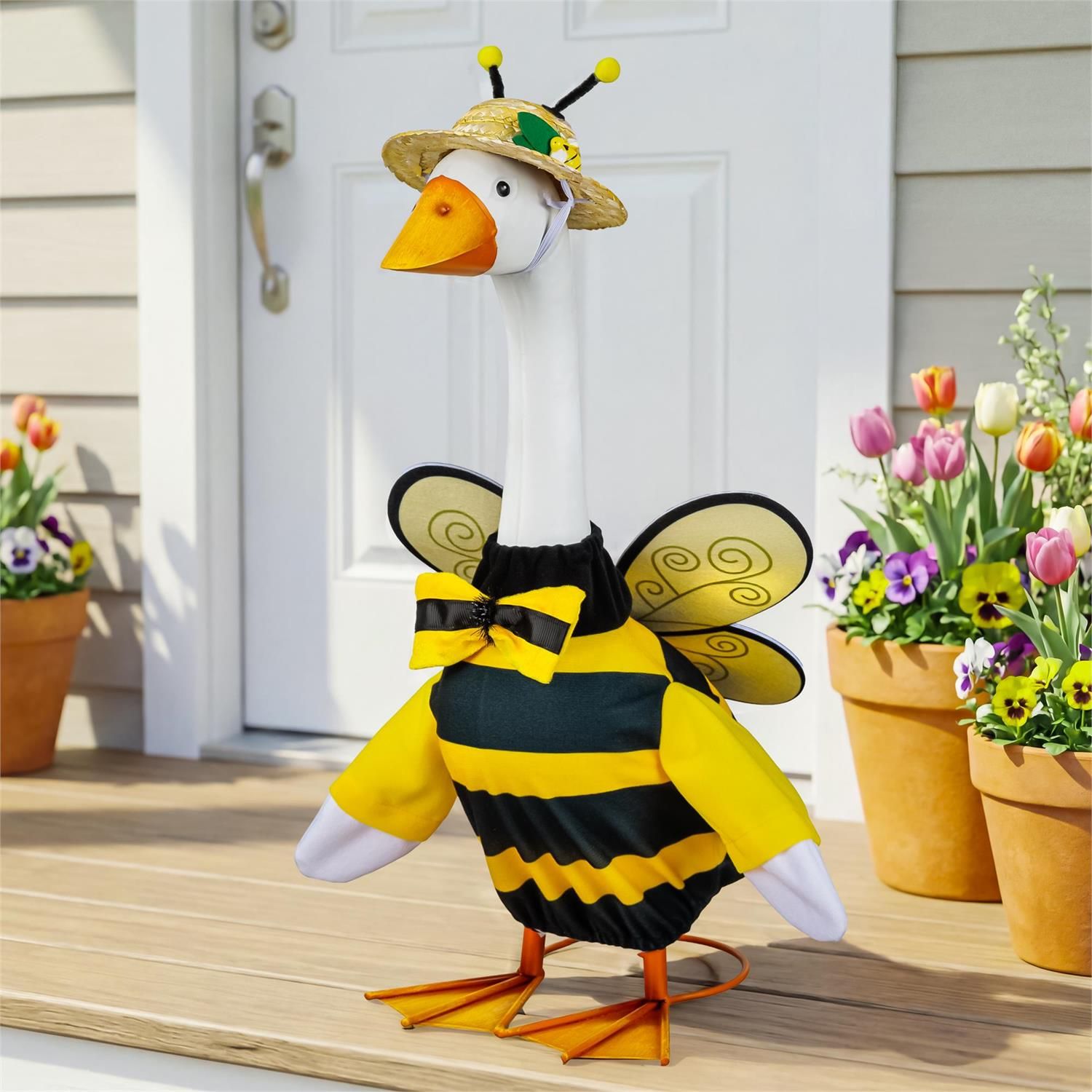 Bee - Porch Goose Outfit