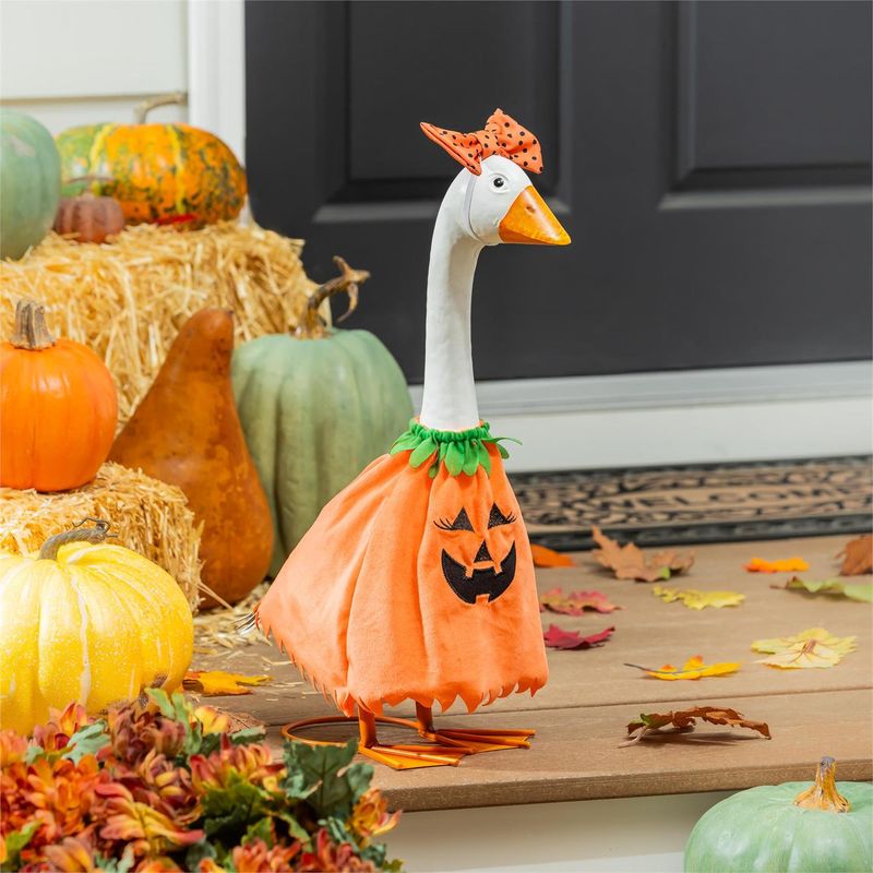 Pumpkin - Porch Goose Outfit