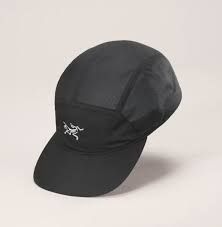 Arc'teryx Aerios 5 Panel Cap, Colour - Arcteryx: black/arctic silk, Size SML or 2 4 6 8 10: S/M