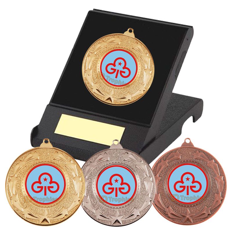 Rainbows Medal (New Trefoil) in Presentation Box