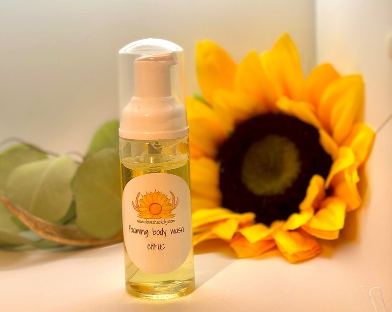 Foaming body wash