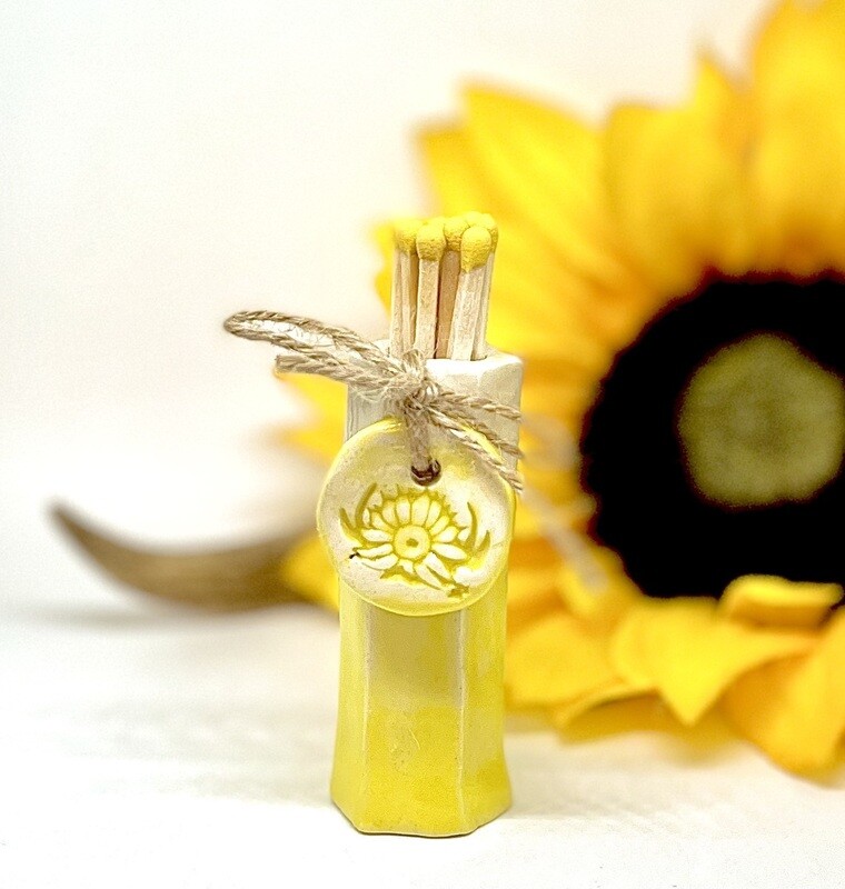Matchstick holder with Sunflower Striker