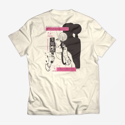 EL HOMBRE DE LAS FLORES Camiseta