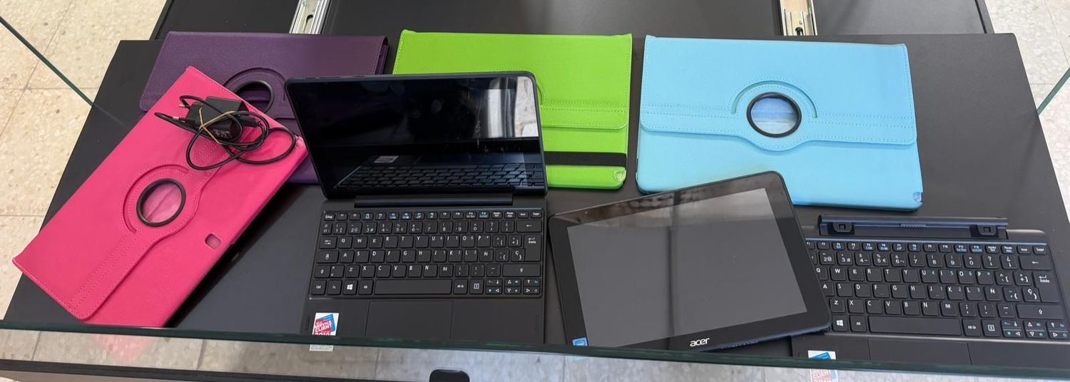 MINI PORTÁTIL ACER ONE 10 (2-en-1)