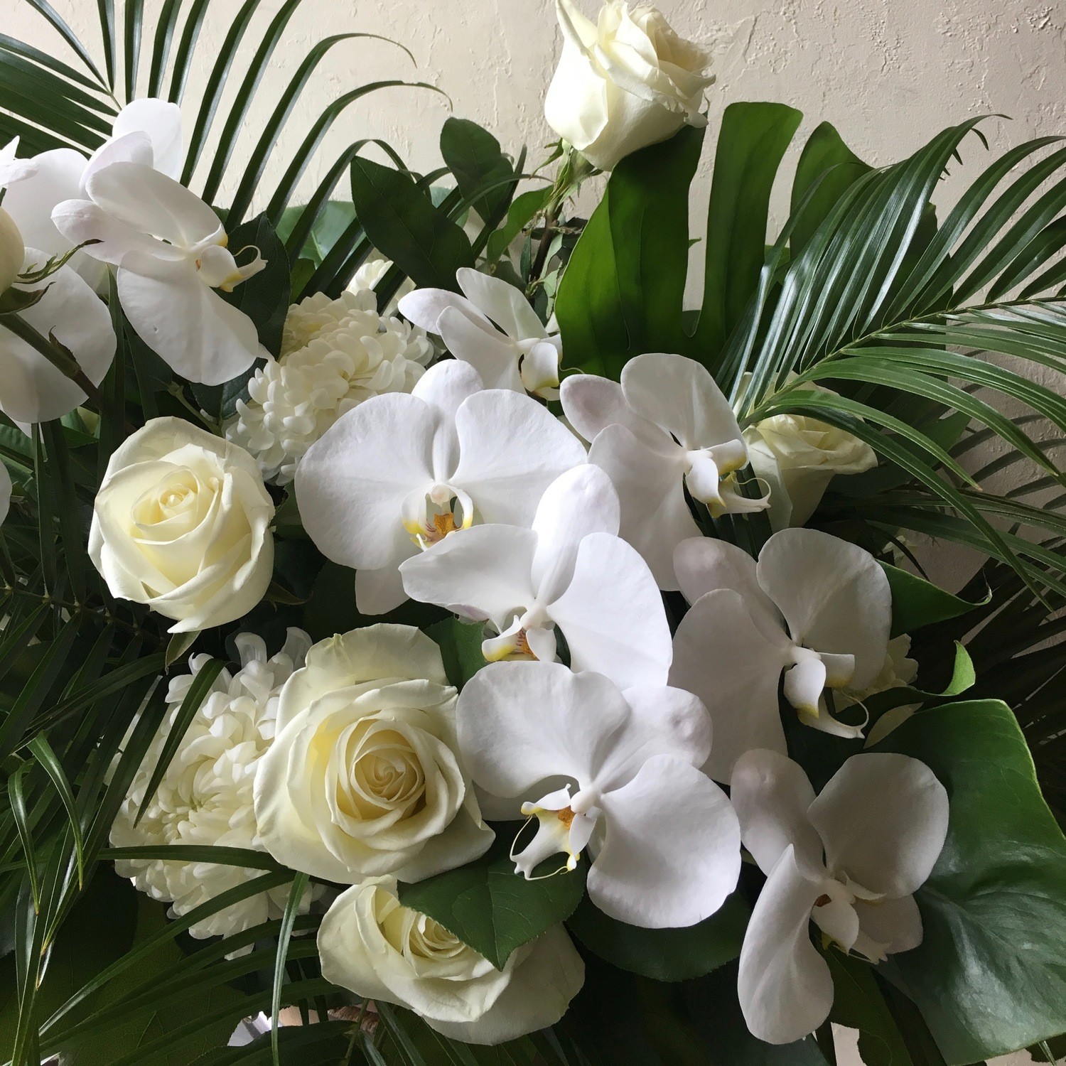 MONOCHROME IN TERRACOTTA